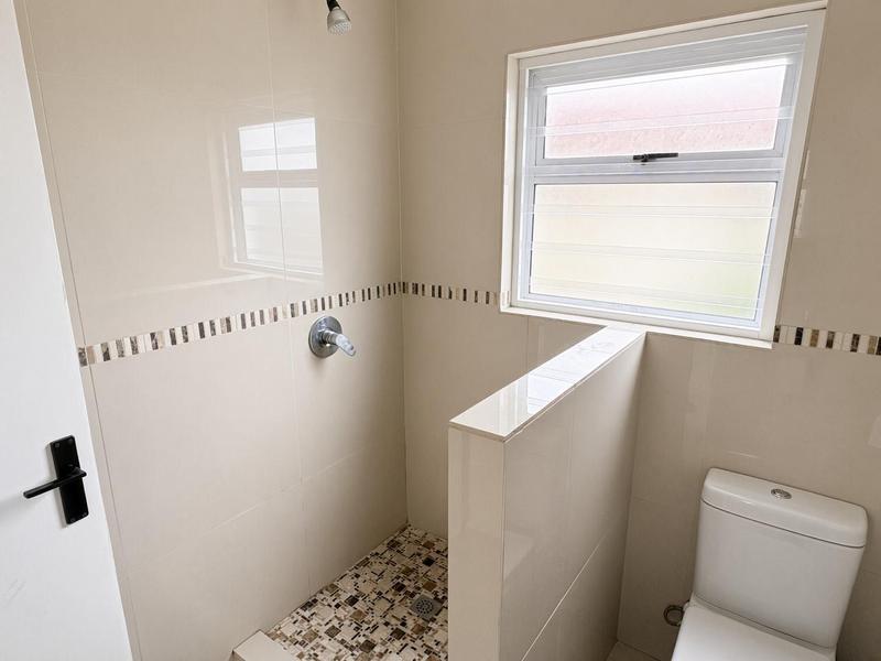 To Let 2 Bedroom Property for Rent in Fish Hoek Western Cape